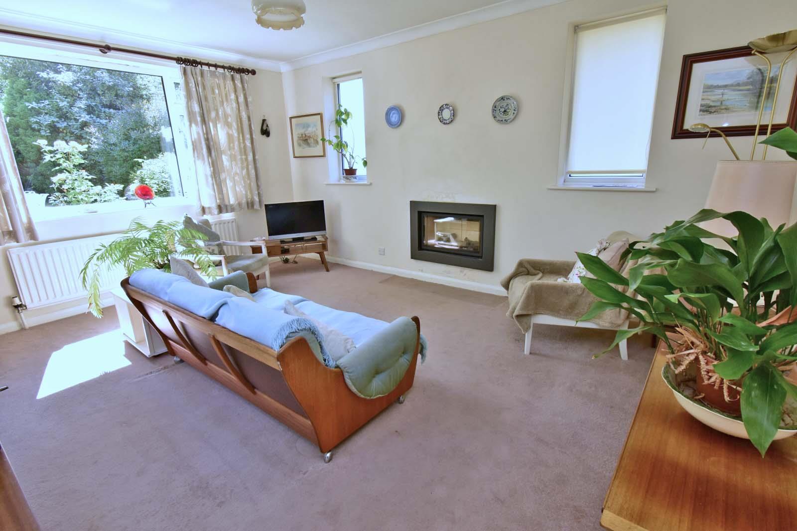 A SITTING ROOM 1.JPG